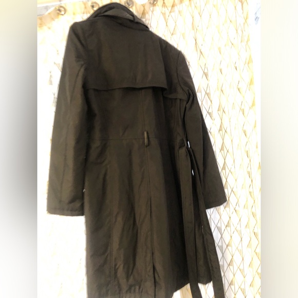 Kenneth Cole Reaction black trench coat - waterproof w/ genuine leather trim - Picture 6 of 9